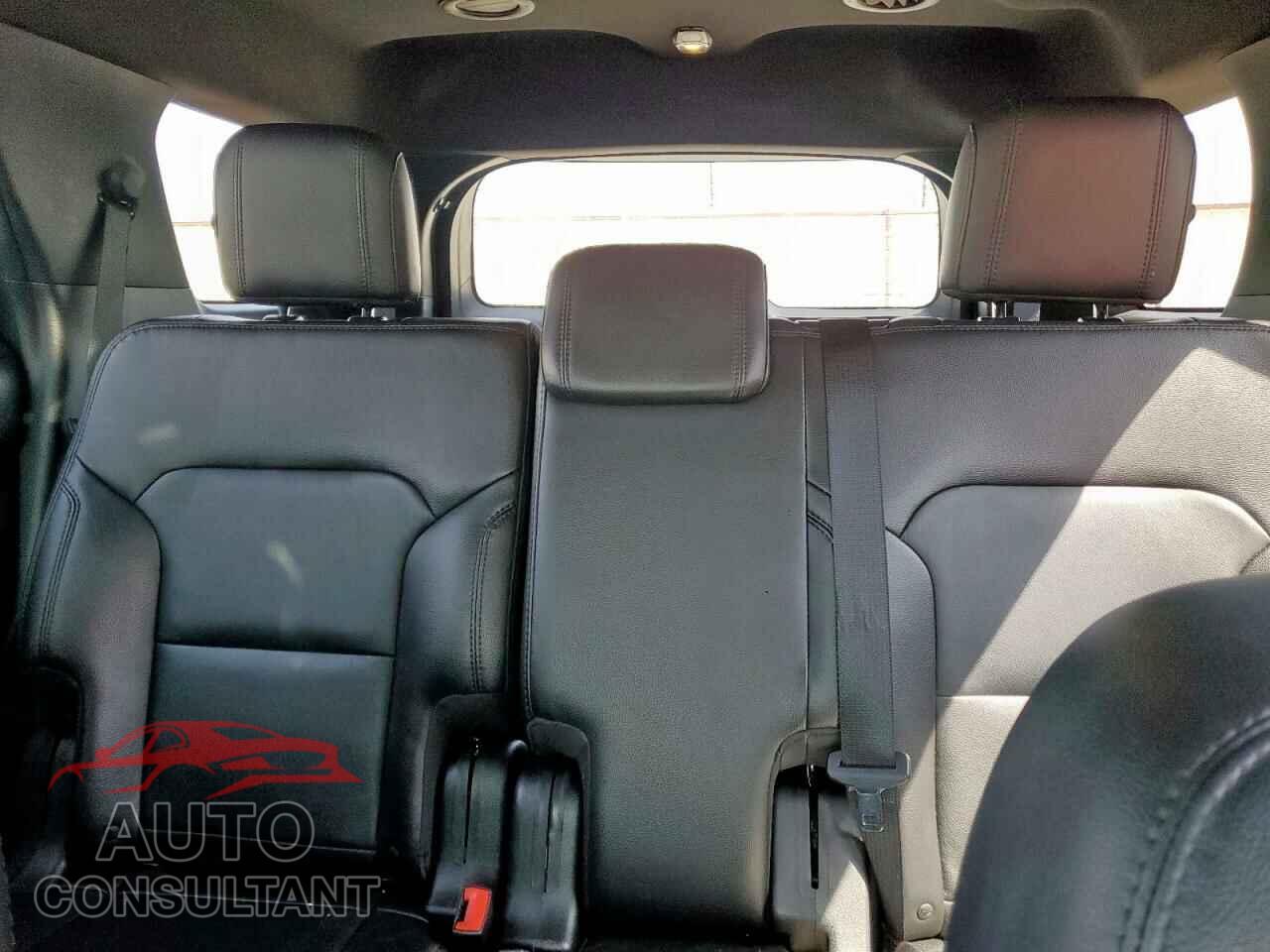 FORD EXPLORER 2018 - 1FM5K7D89JGB07609