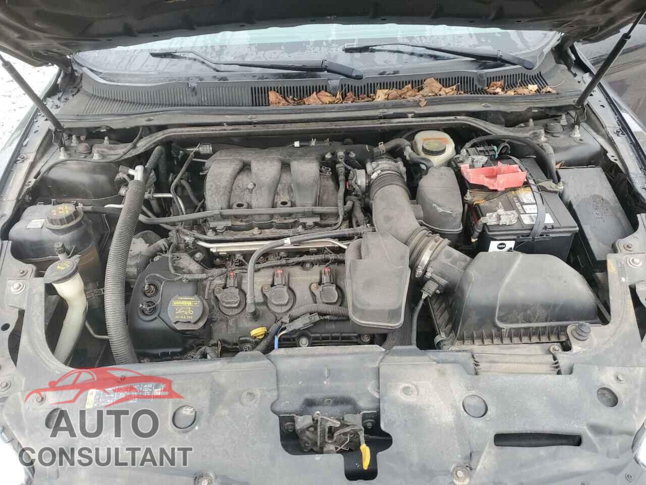 FORD TAURUS 2015 - 1FAHP2F83FG105841