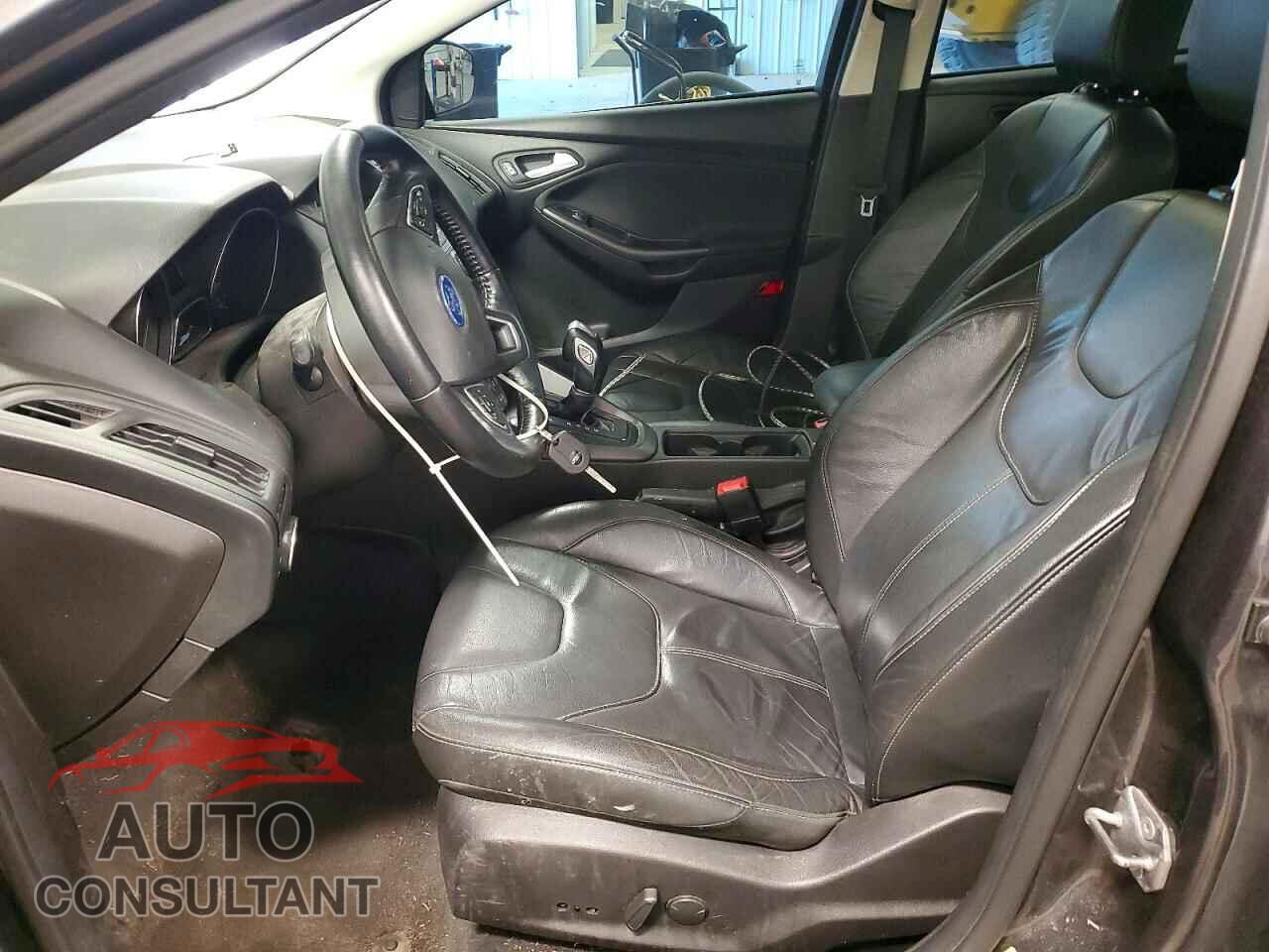 FORD FOCUS 2016 - 1FADP3F24GL216052