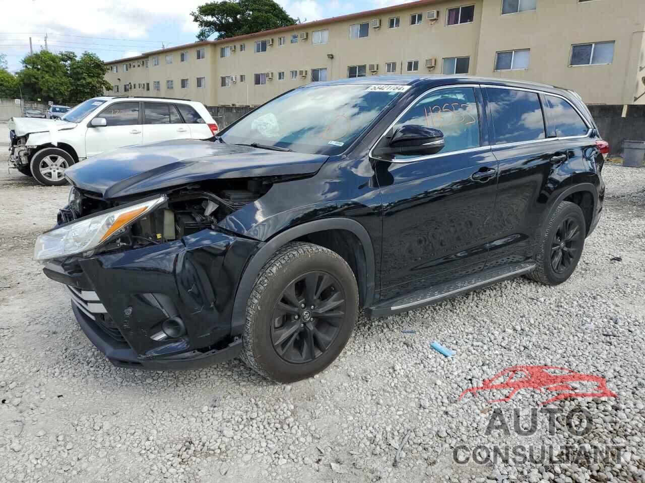 TOYOTA HIGHLANDER 2018 - 5TDZARFH9JS033356