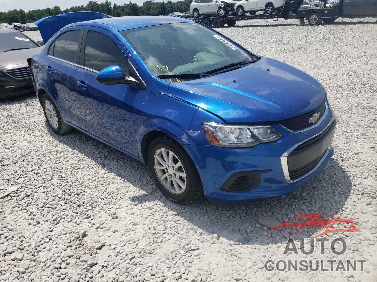 CHEVROLET SONIC 2018 - 1G1JD5SH8J4112301