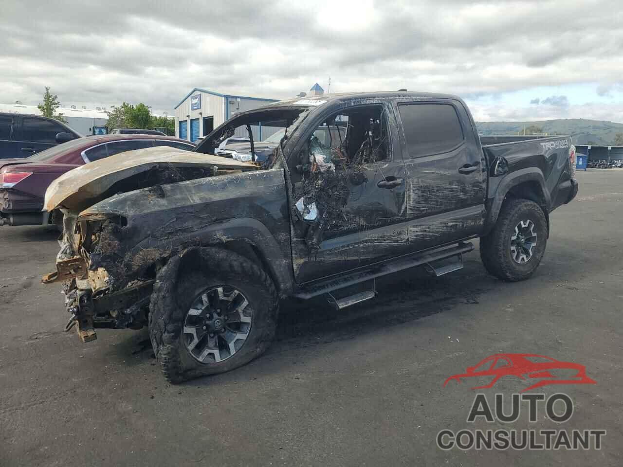 TOYOTA TACOMA 2021 - 5TFCZ5AN2MX256809