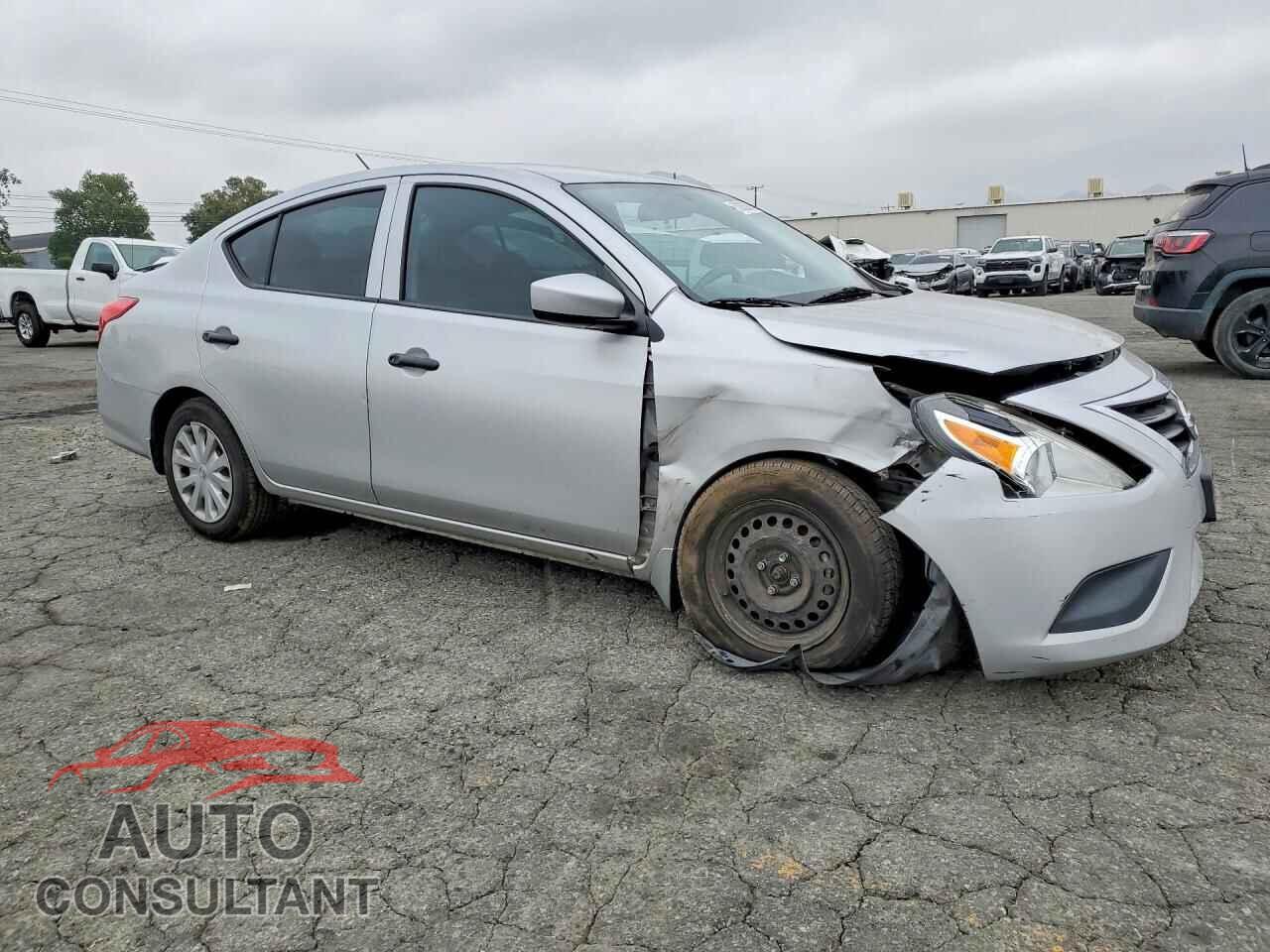 NISSAN VERSA 2017 - 3N1CN7AP1HL811276