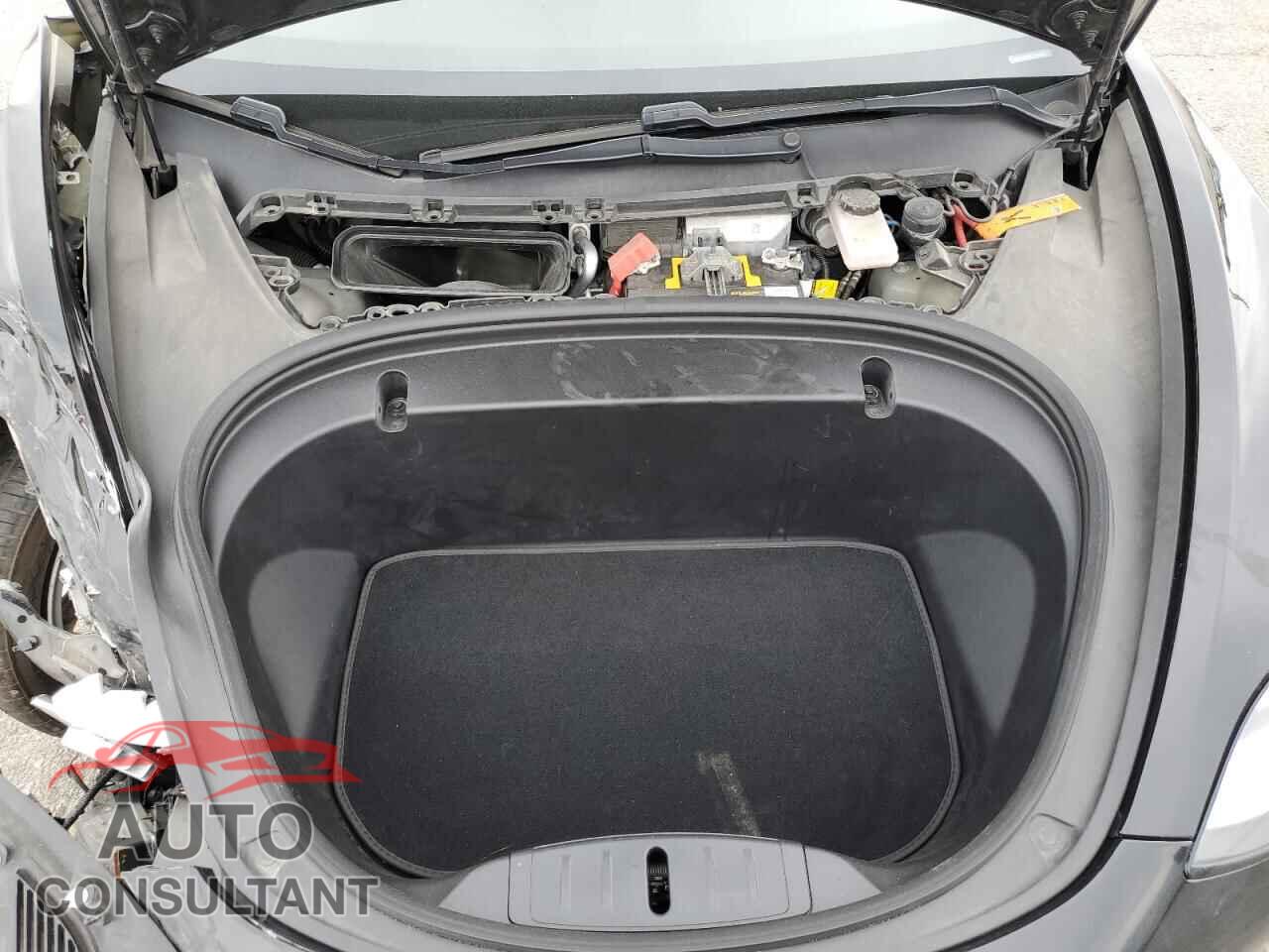 TESLA MODEL 3 2020 - 5YJ3E1EB5LF640029