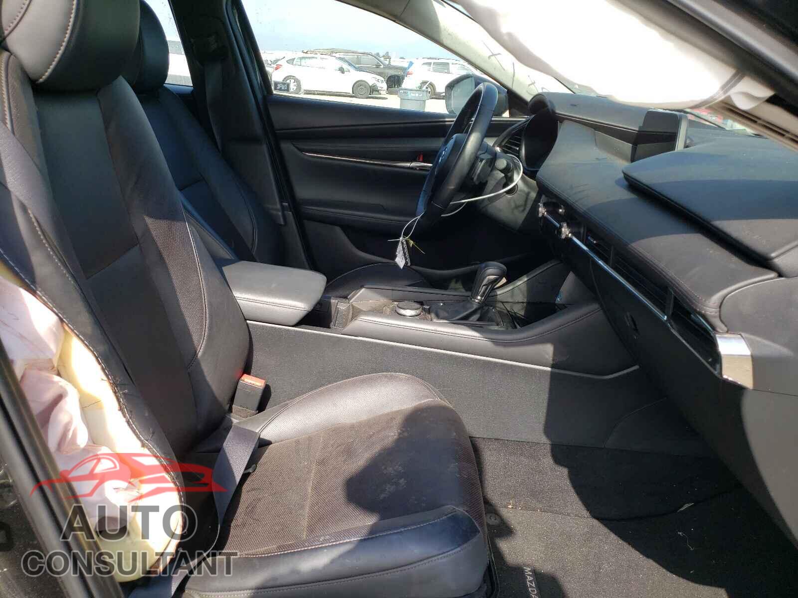 MAZDA 3 2019 - 3MZBPACM2KM100123