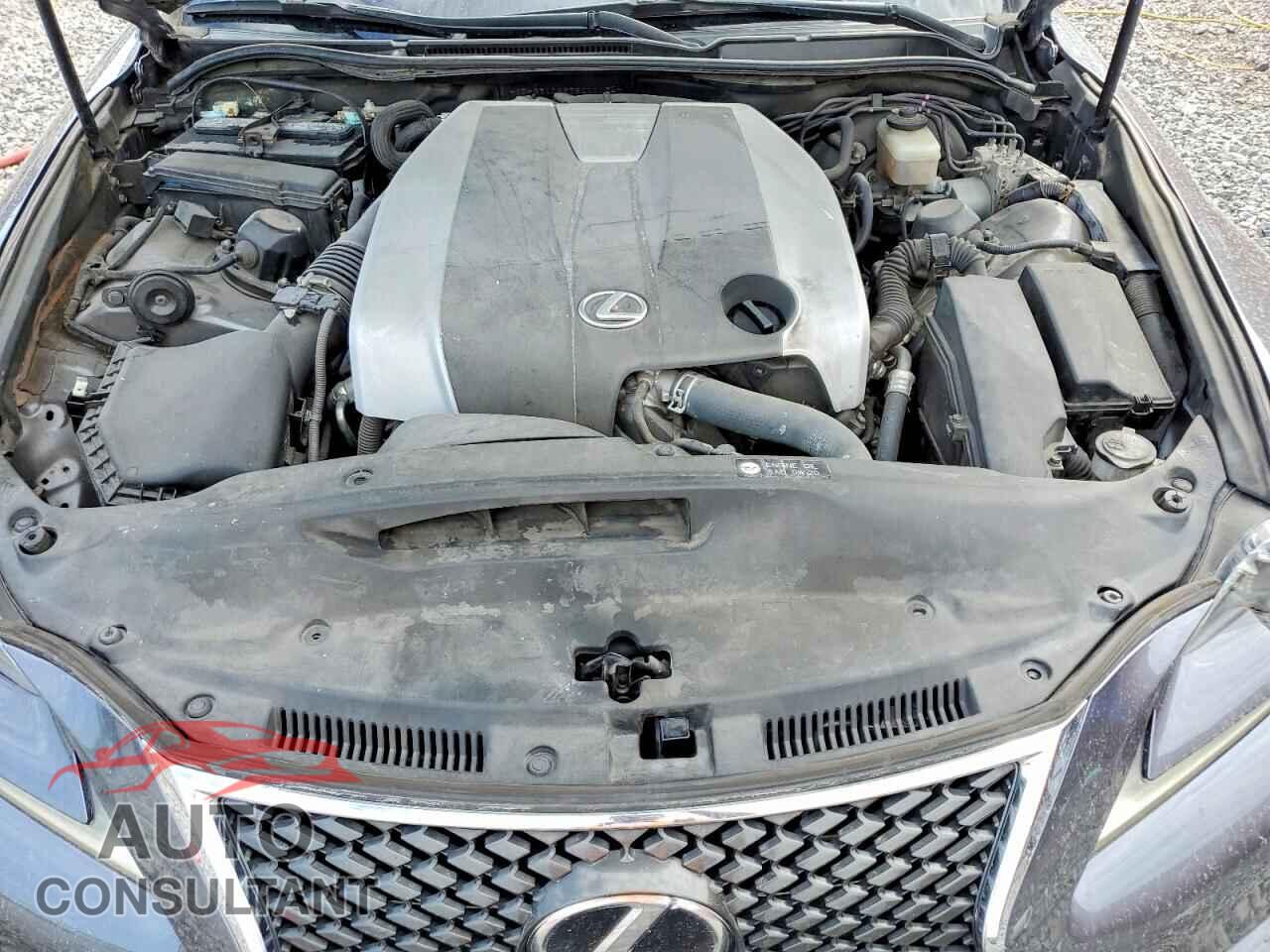 LEXUS IS 2014 - JTHBE1D29E5011132