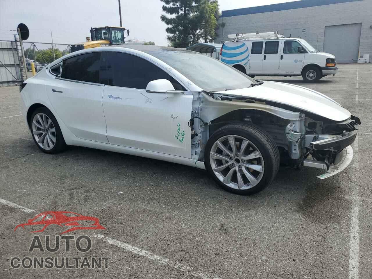 TESLA MODEL 3 2018 - 5YJ3E1EA5JF053673