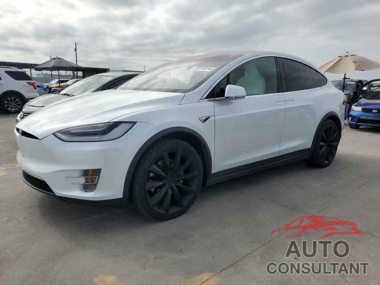 TESLA MODEL X 2020 - 5YJXCBE29LF247437