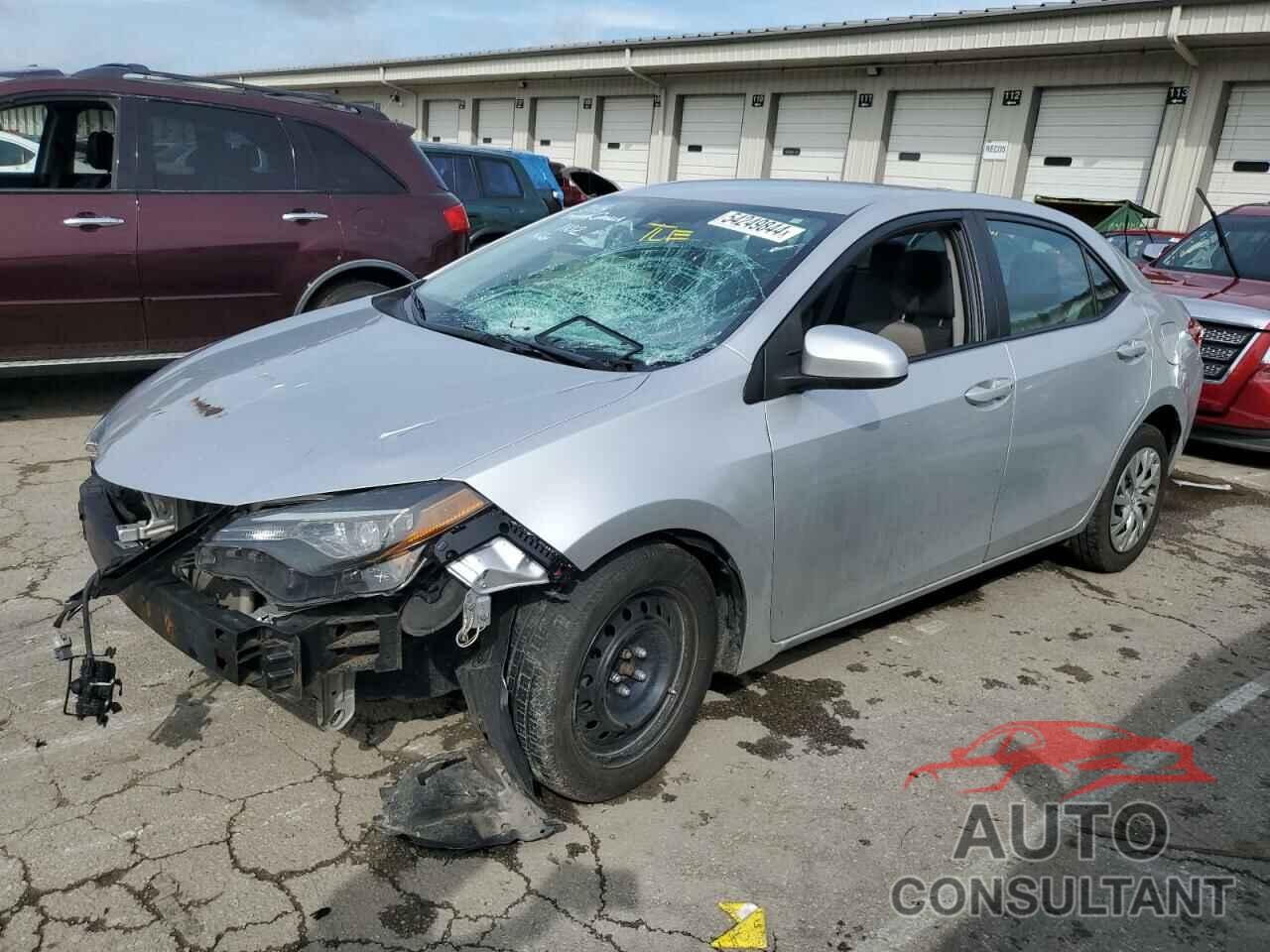 TOYOTA COROLLA 2018 - 2T1BURHE5JC011102