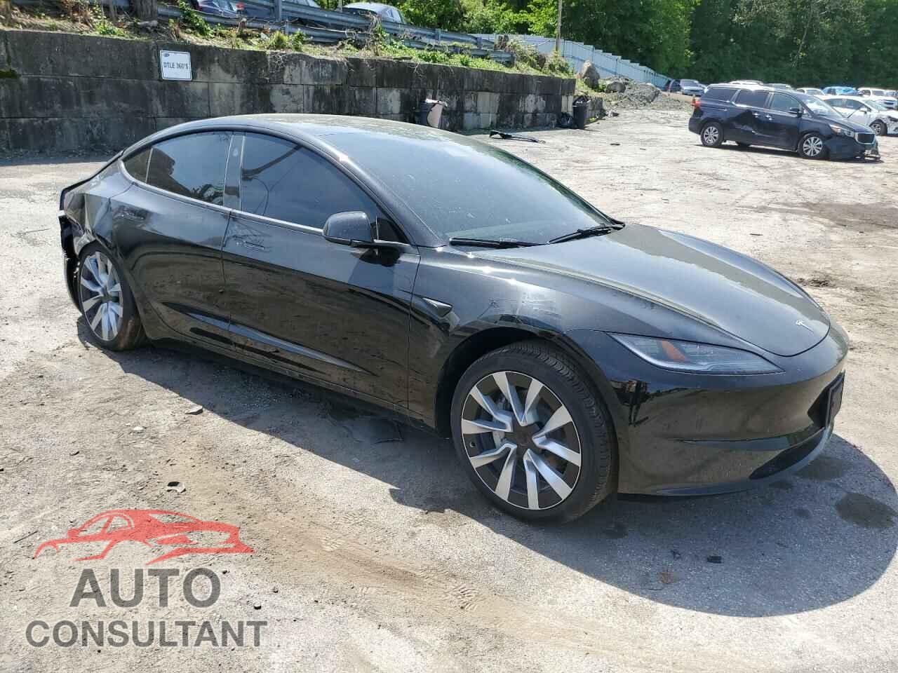 TESLA MODEL 3 2024 - 5YJ3E1EB7RF734552