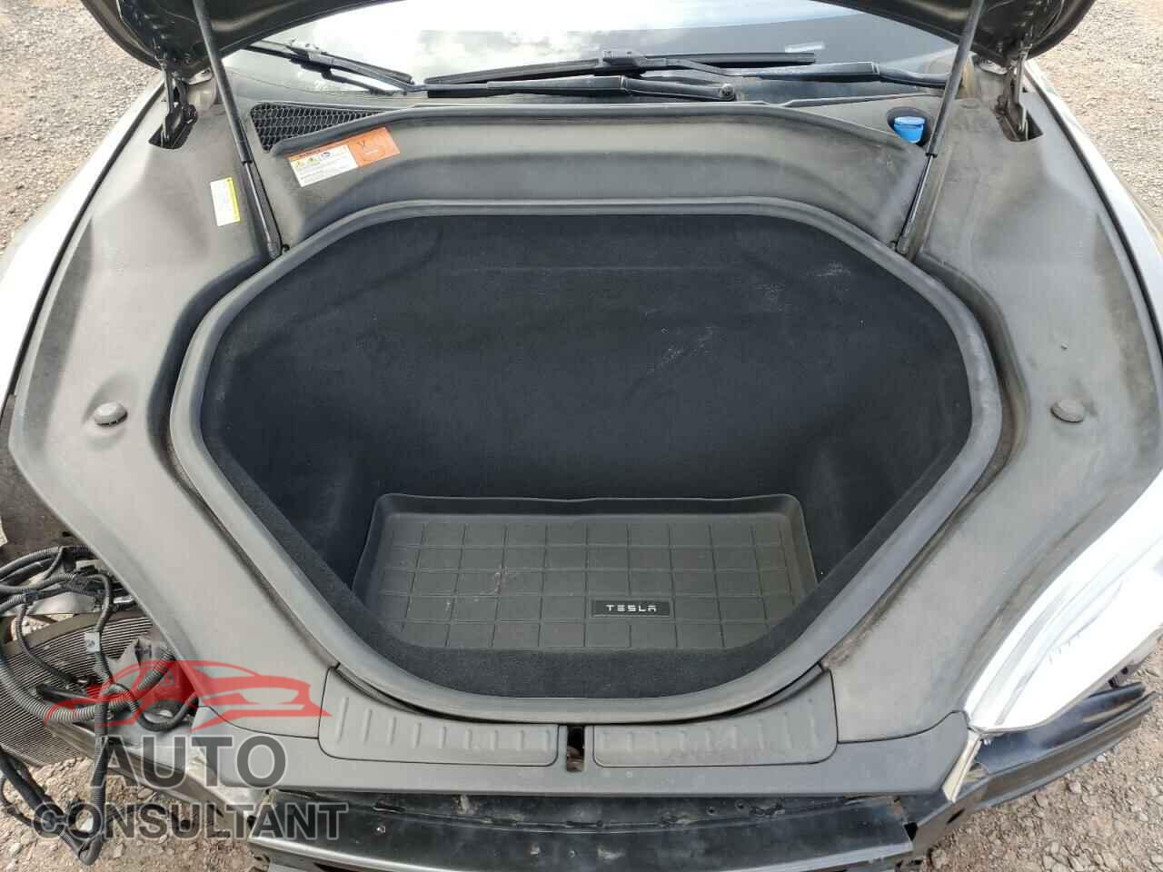 TESLA MODEL S 2015 - 5YJSA1E29FF115034