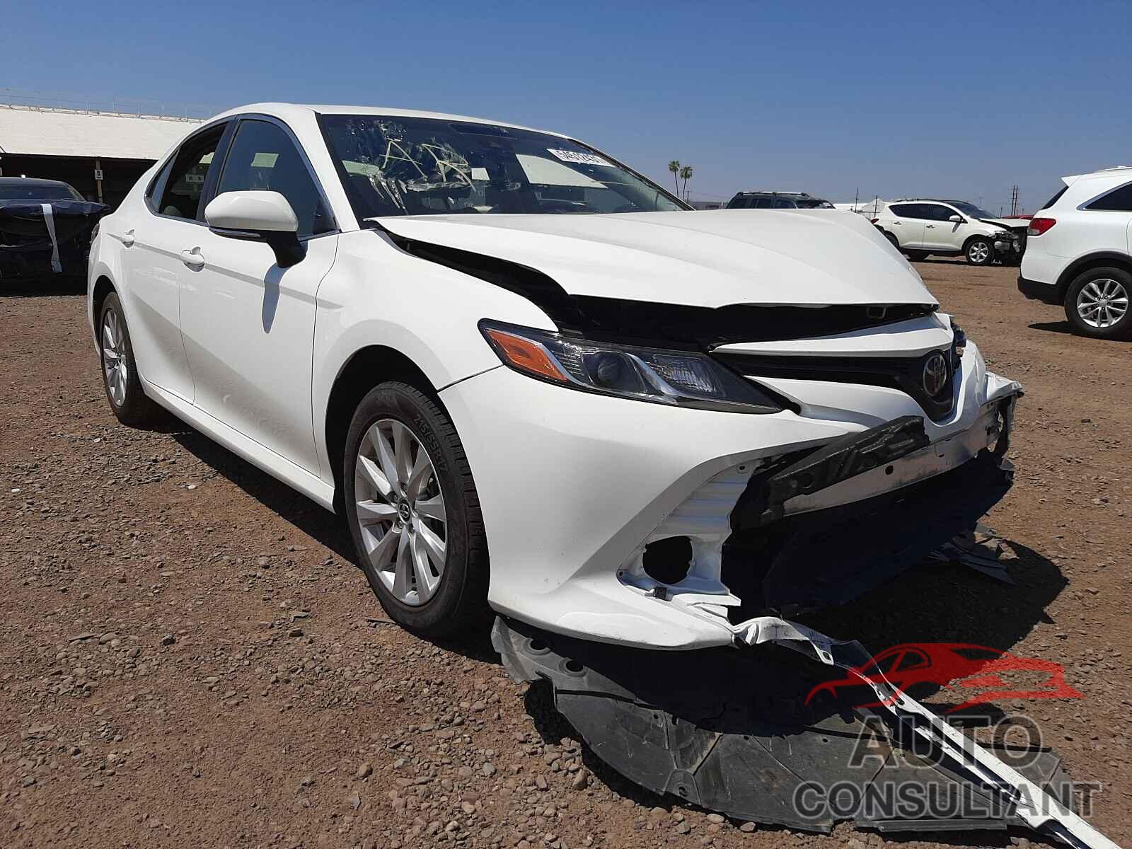 TOYOTA CAMRY 2018 - JTNB11HKXJ3037201