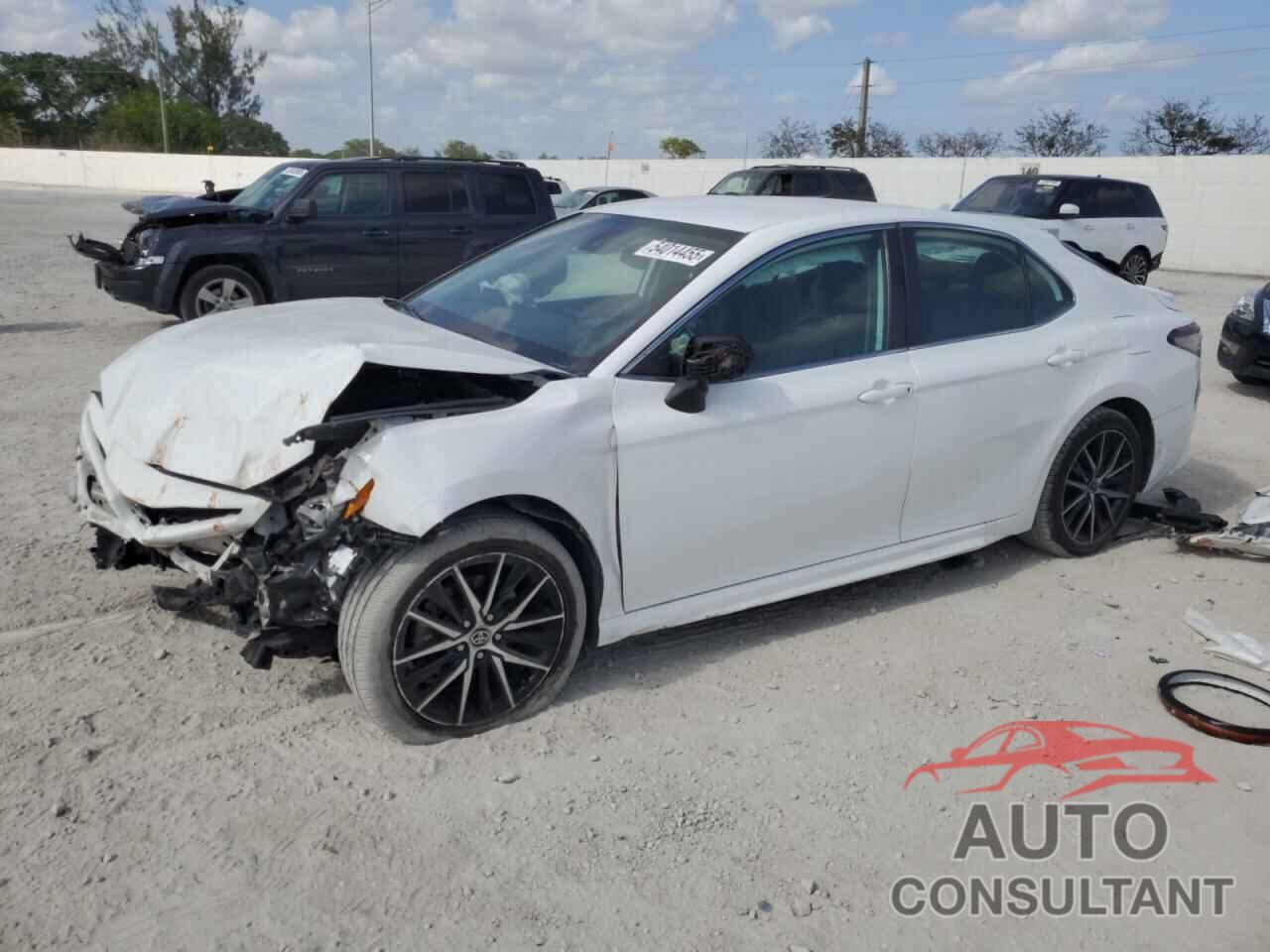 TOYOTA CAMRY 2021 - 4T1G11AK6MU548029