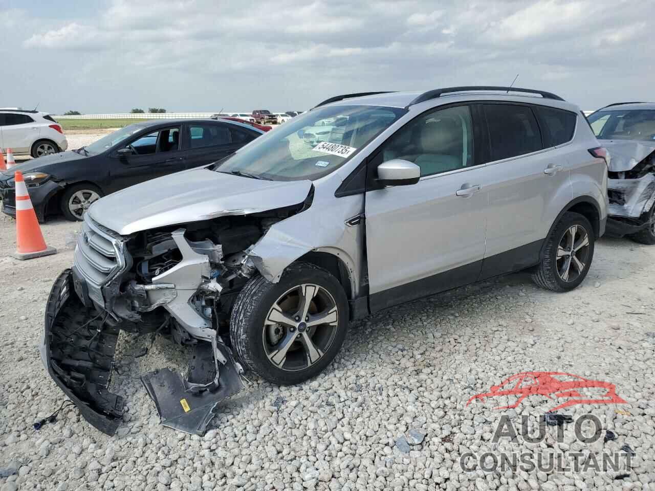 FORD ESCAPE 2017 - 1FMCU0G95HUC00653