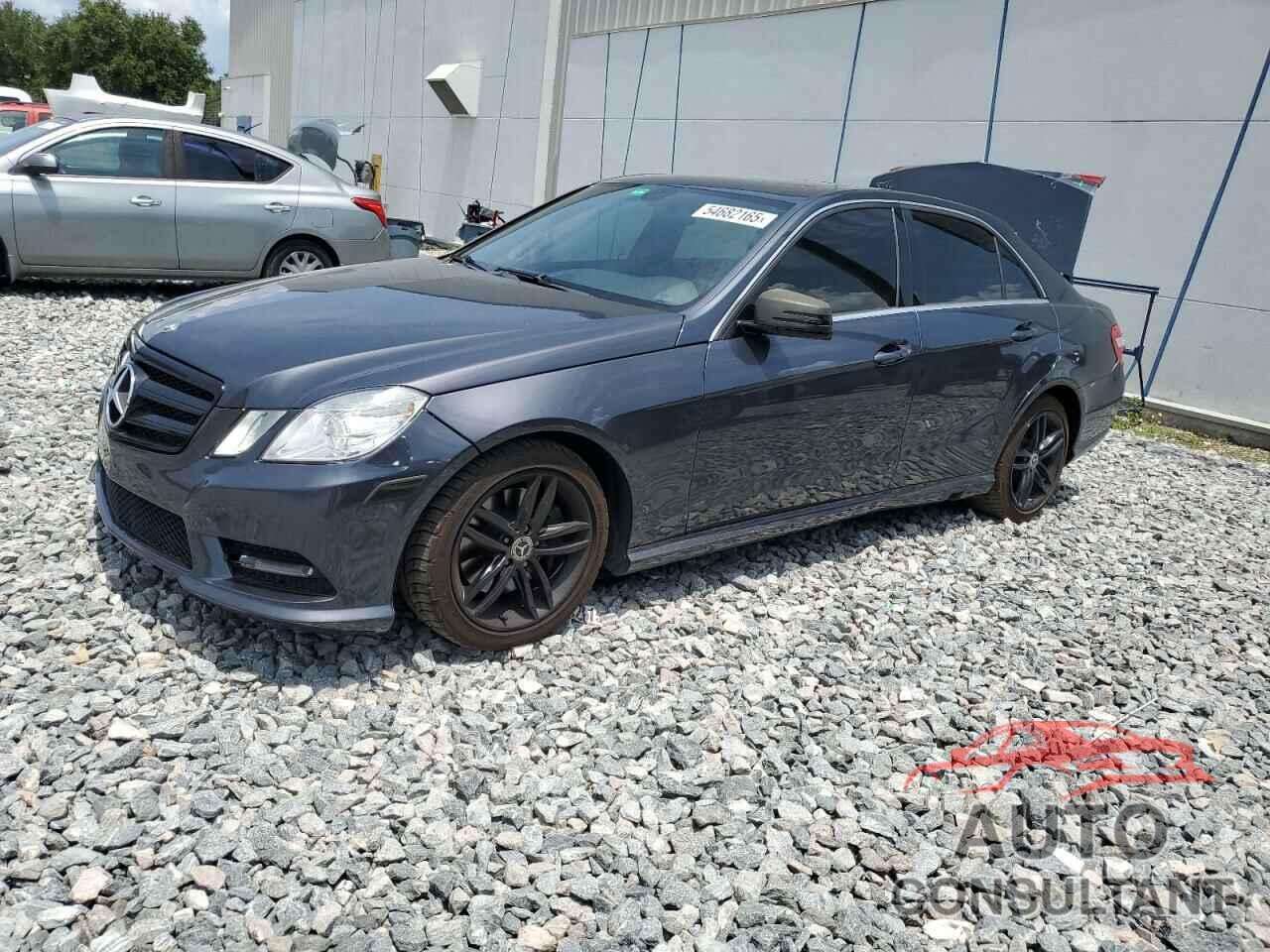 MERCEDES-BENZ E-CLASS 2013 - WDDHF5KB5DA721286