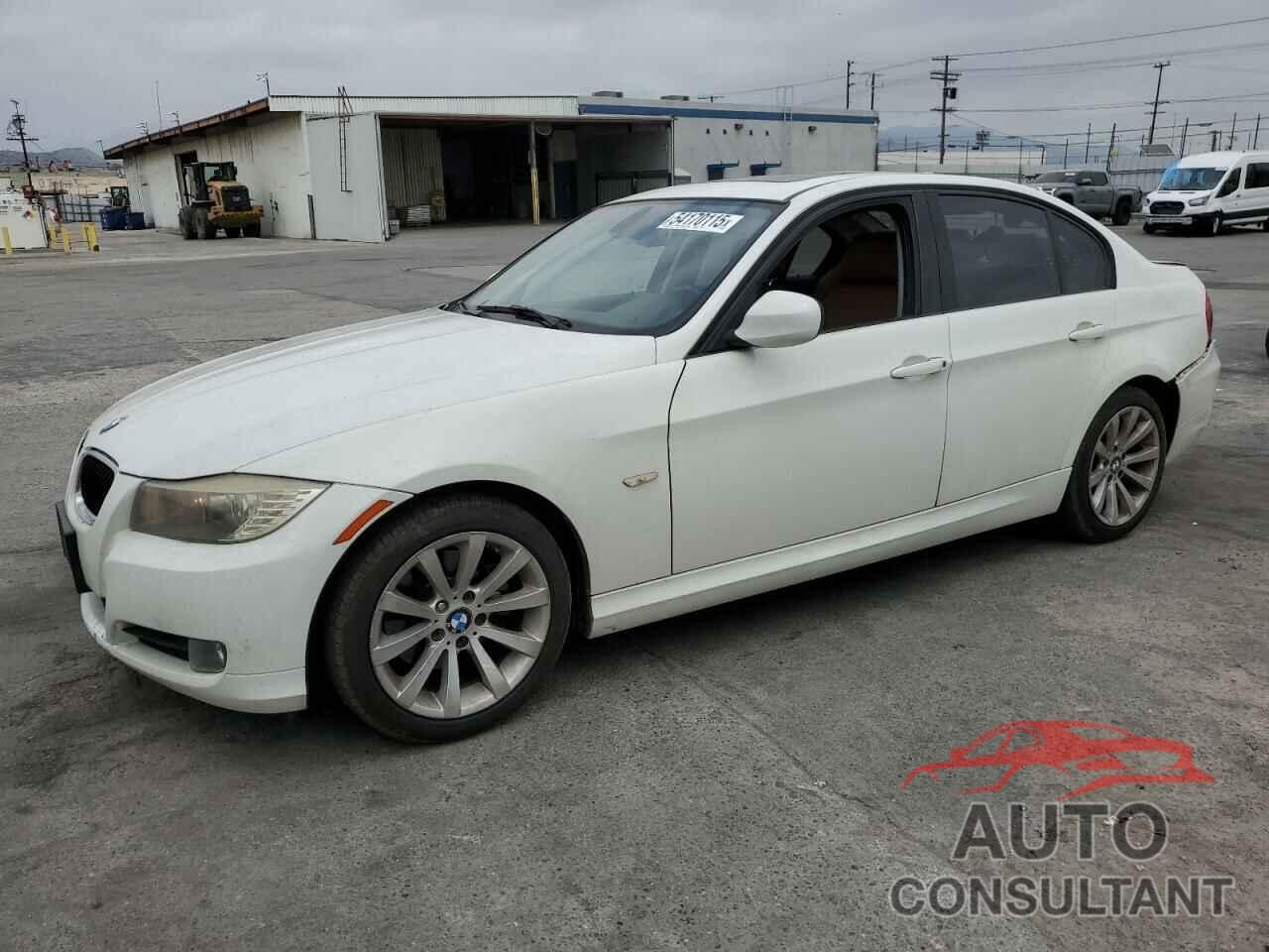 BMW 3 SERIES 2011 - WBAPH7G50BNN07372