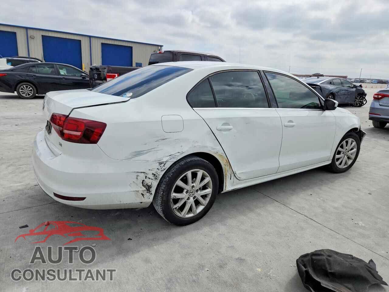 VOLKSWAGEN JETTA 2017 - 3VW2B7AJ8HM300975