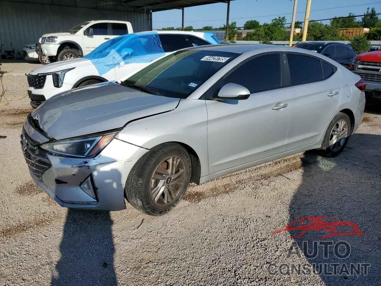 HYUNDAI ELANTRA 2019 - 5NPD84LF8KH443052