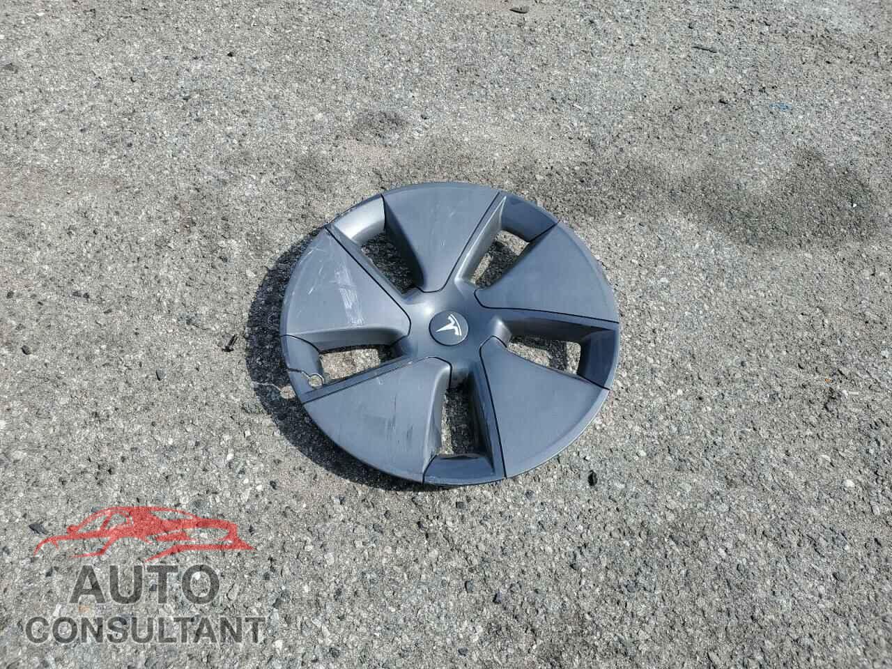 TESLA MODEL 3 2023 - 5YJ3E1EA9PF475874