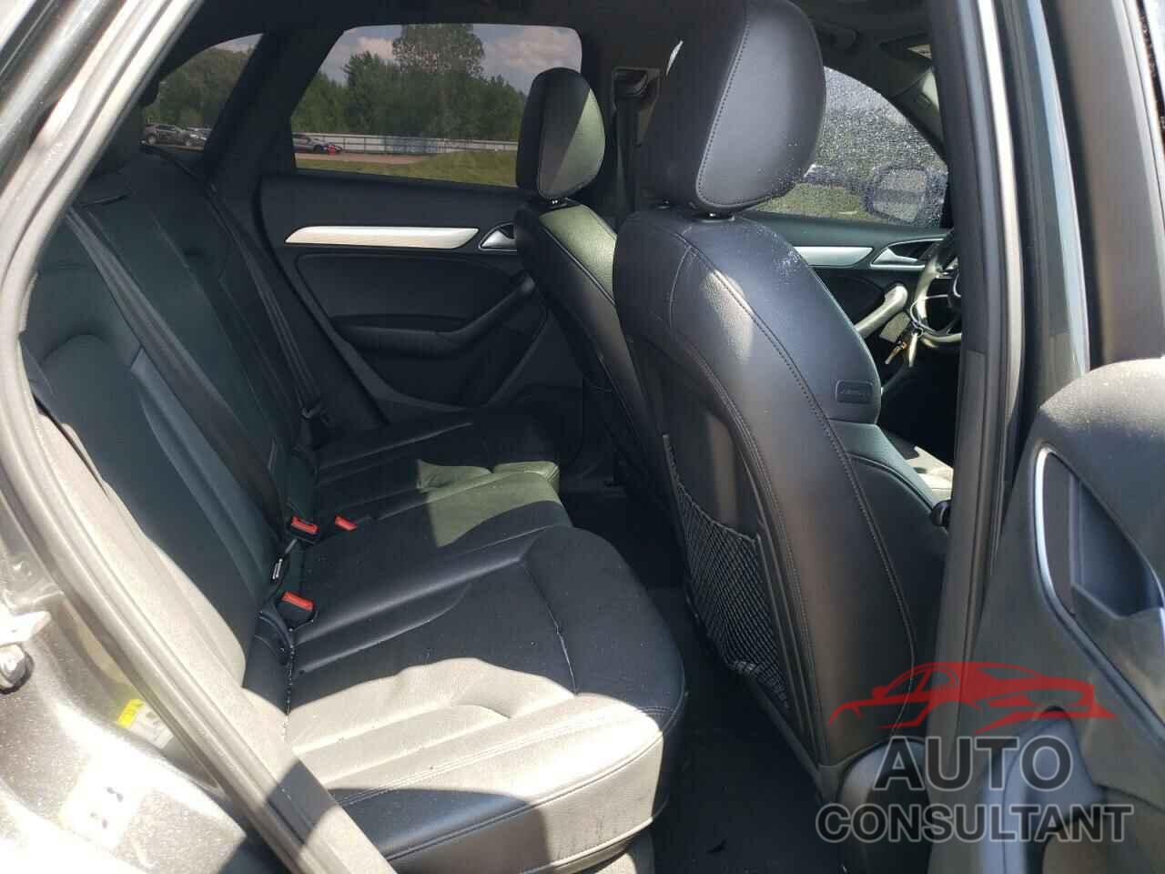 AUDI Q3 2018 - WA1JCCFS1JR017967