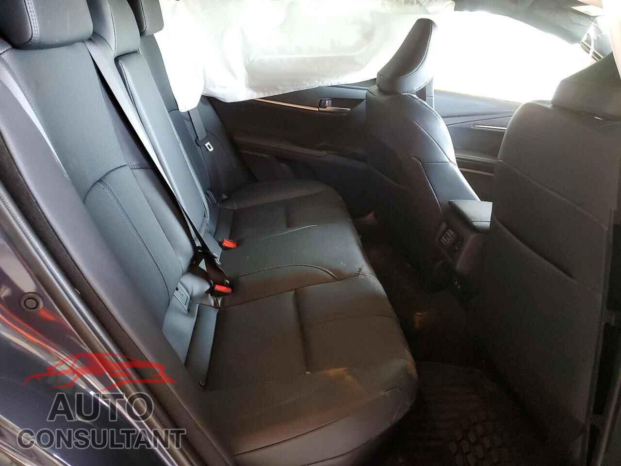 TOYOTA CAMRY 2026 - 4T1DAACK4TU715910