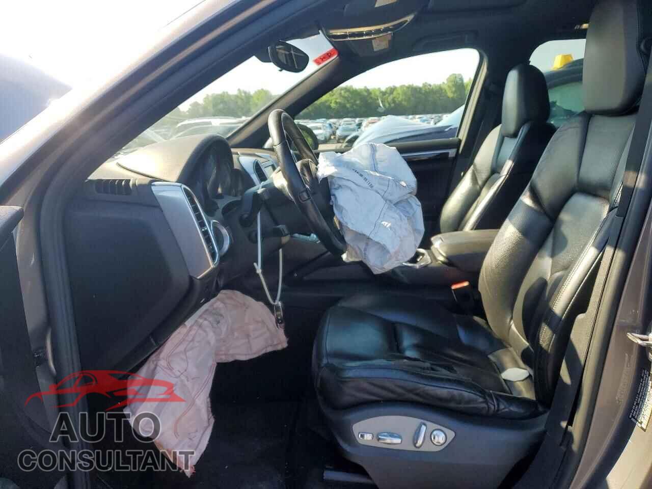PORSCHE CAYENNE 2011 - WP1AB2A25BLA51066