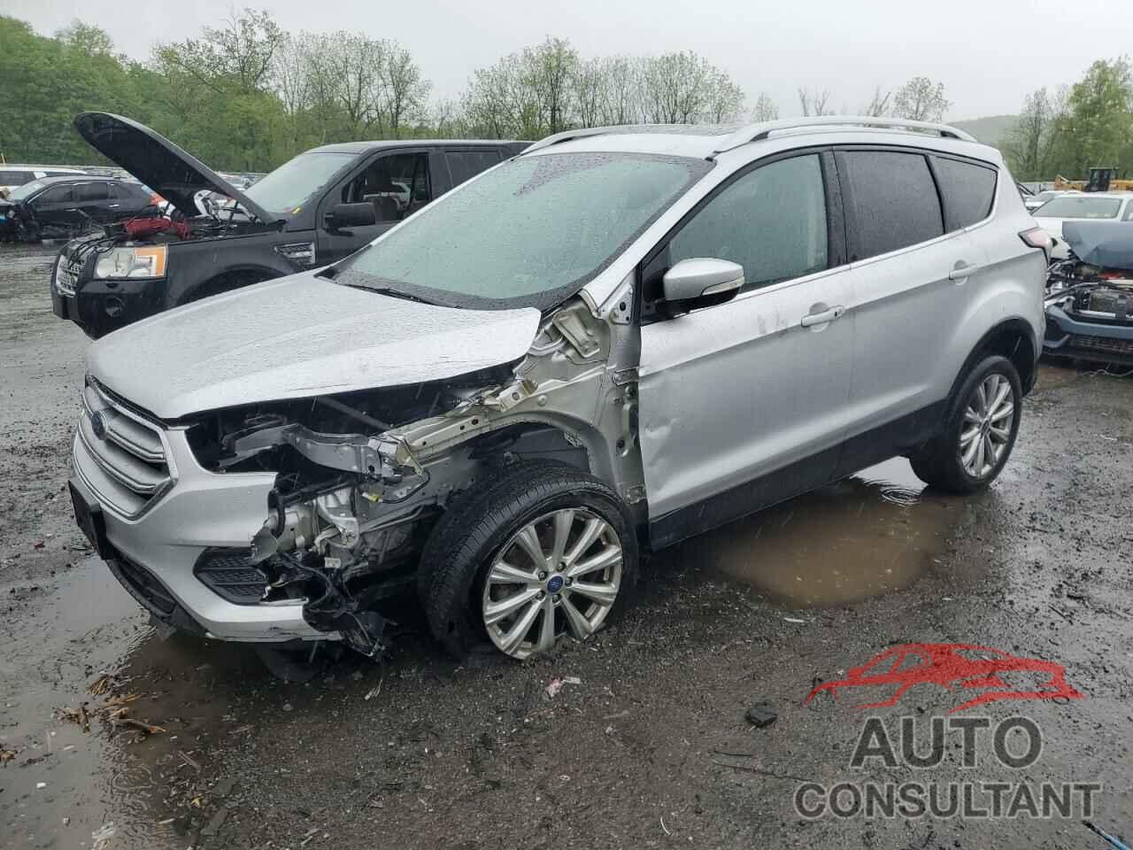FORD ESCAPE 2017 - 1FMCU9J93HUD80843