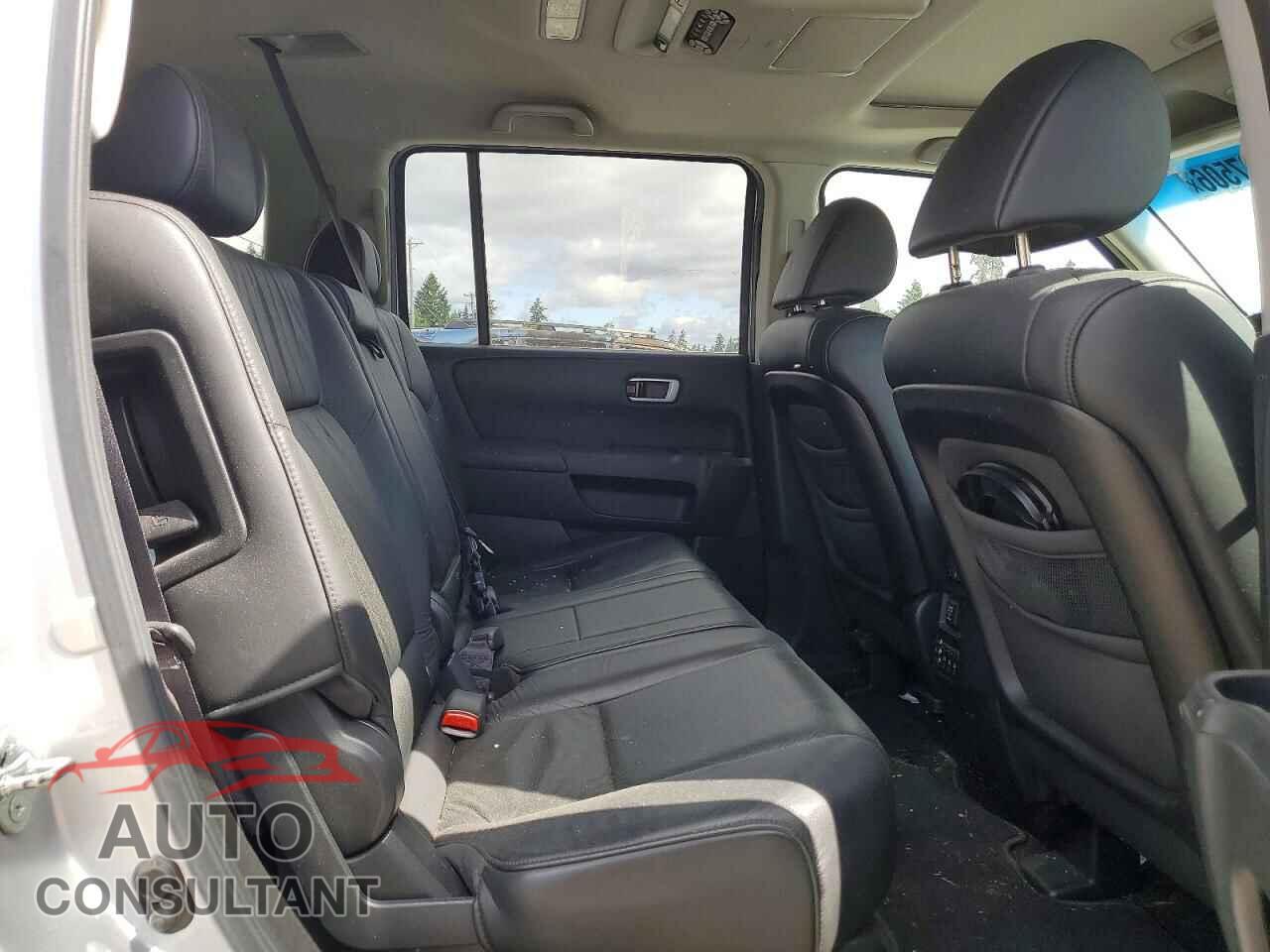 HONDA PILOT 2011 - 5FNYF4H61BB002068