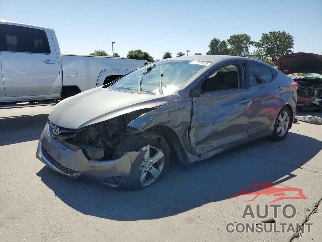 HYUNDAI ELANTRA 2013 - 5NPDH4AE6DH388873
