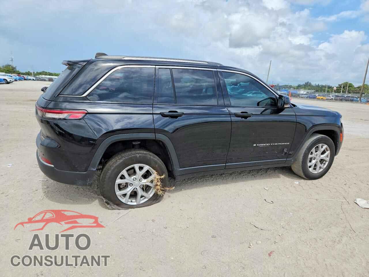 JEEP CHEROKEE 2023 - 1C4RJGBG5PC648000