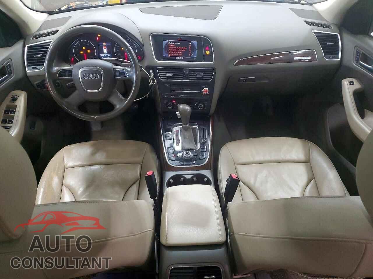 AUDI Q5 2011 - WA1DKAFP2BA047348