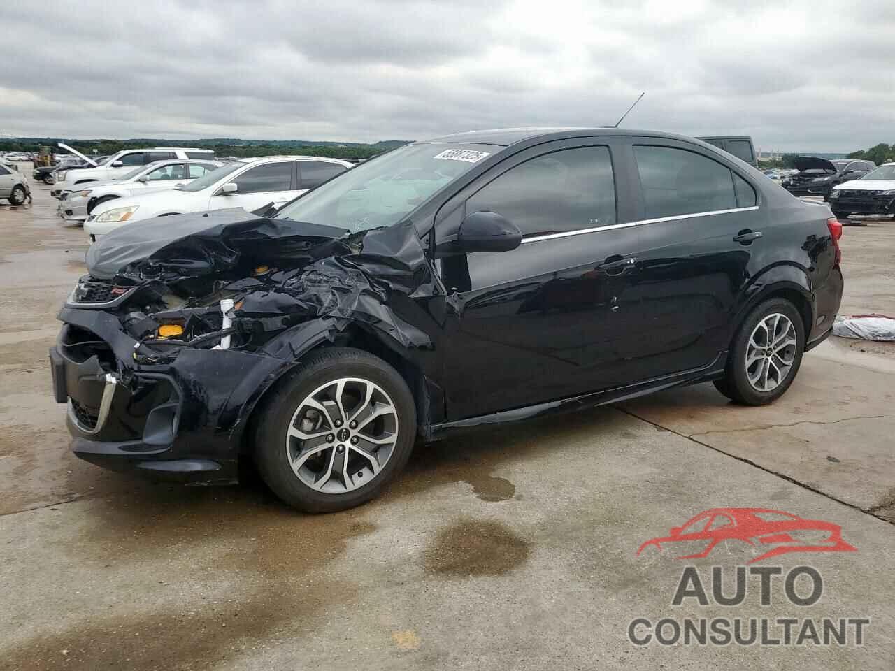 CHEVROLET SONIC 2018 - 1G1JD5SH9J4136610