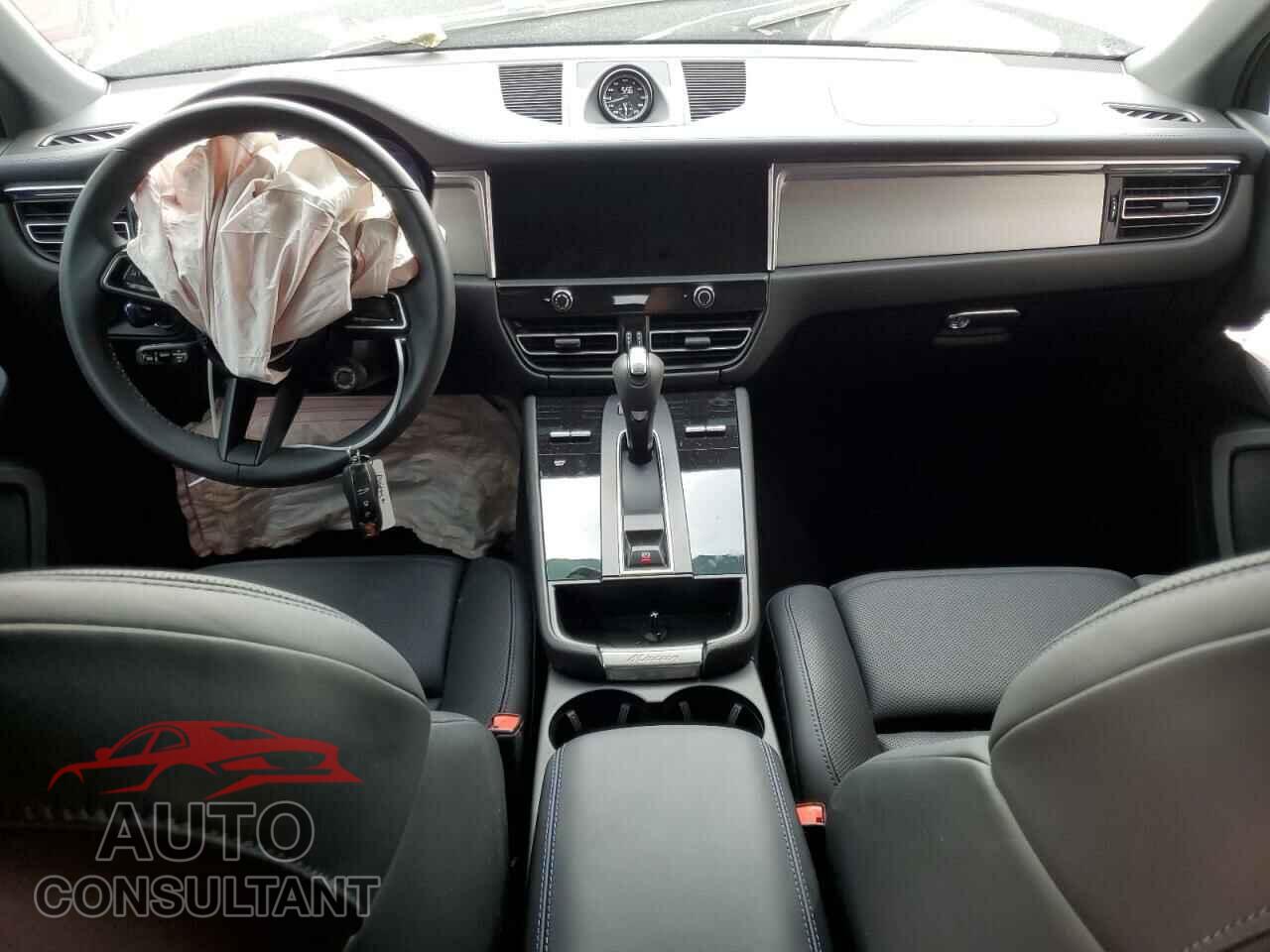 PORSCHE MACAN 2023 - WP1AG2A58PLB41184