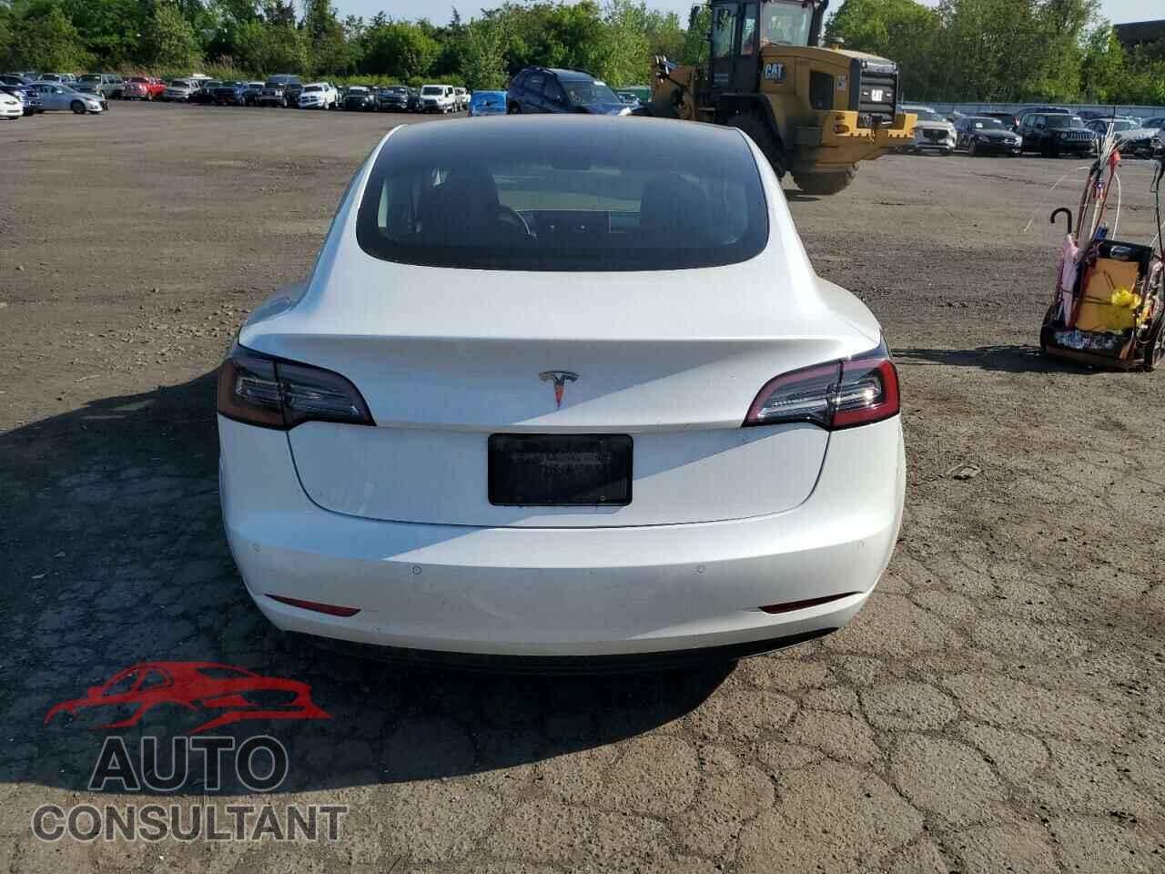 TESLA MODEL 3 2021 - 5YJ3E1EA5MF854785