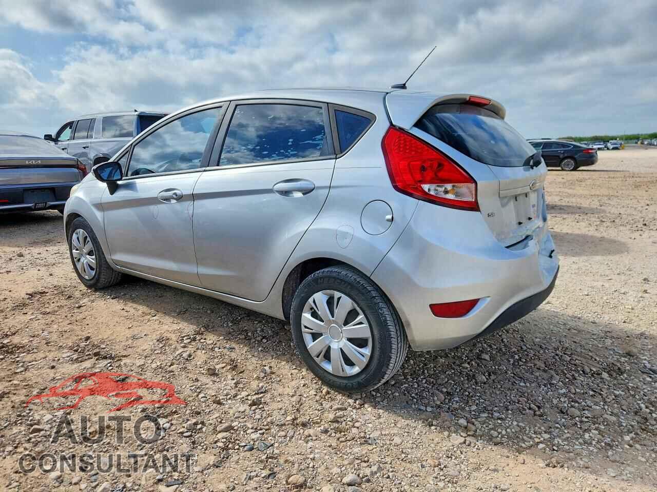 FORD FIESTA 2013 - 3FADP4EJ2DM162808