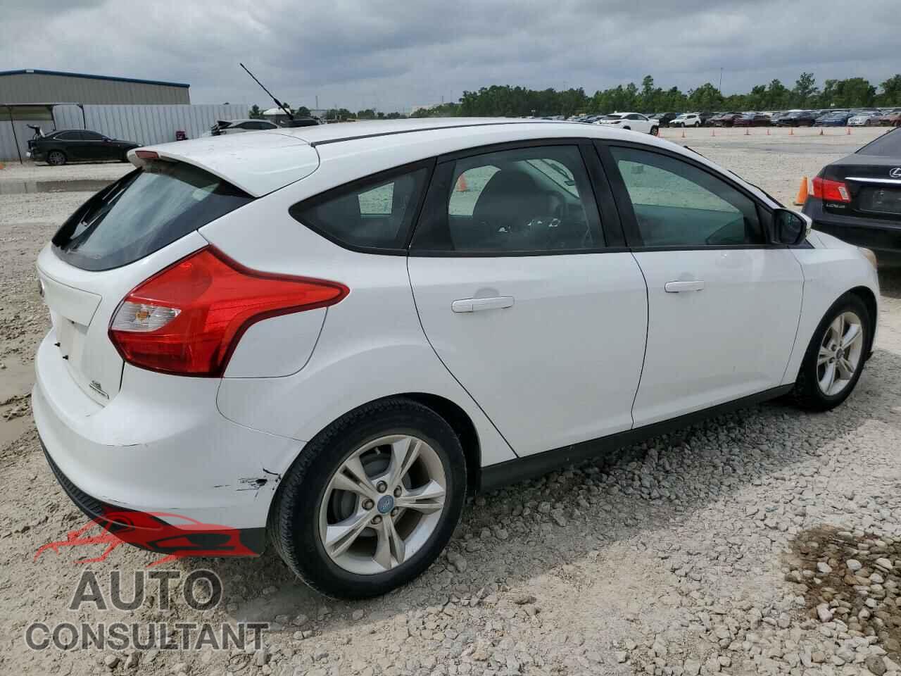 FORD FOCUS 2013 - 1FADP3K26DL149357
