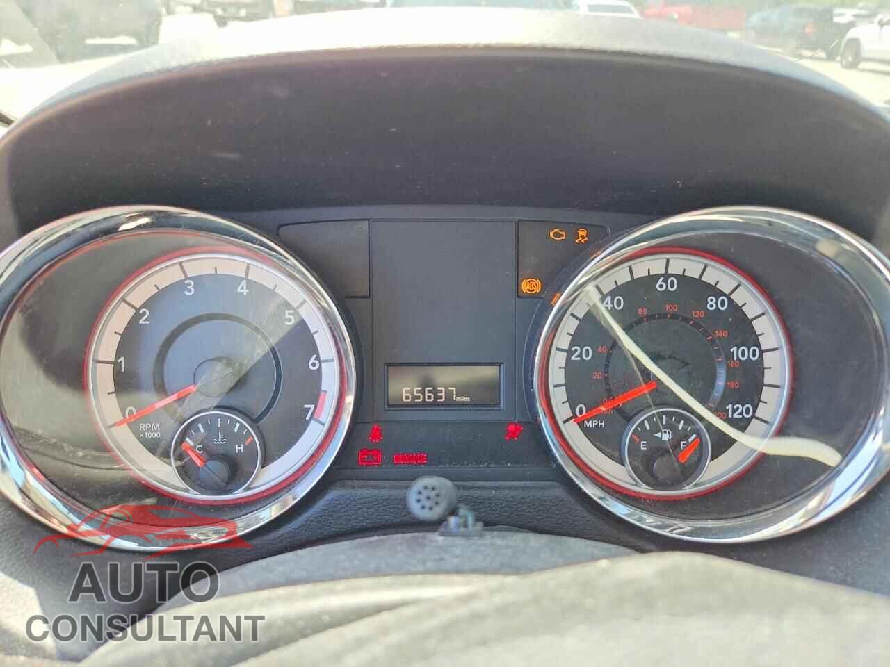DODGE CARAVAN 2013 - 2C4RDGBG5DR799347