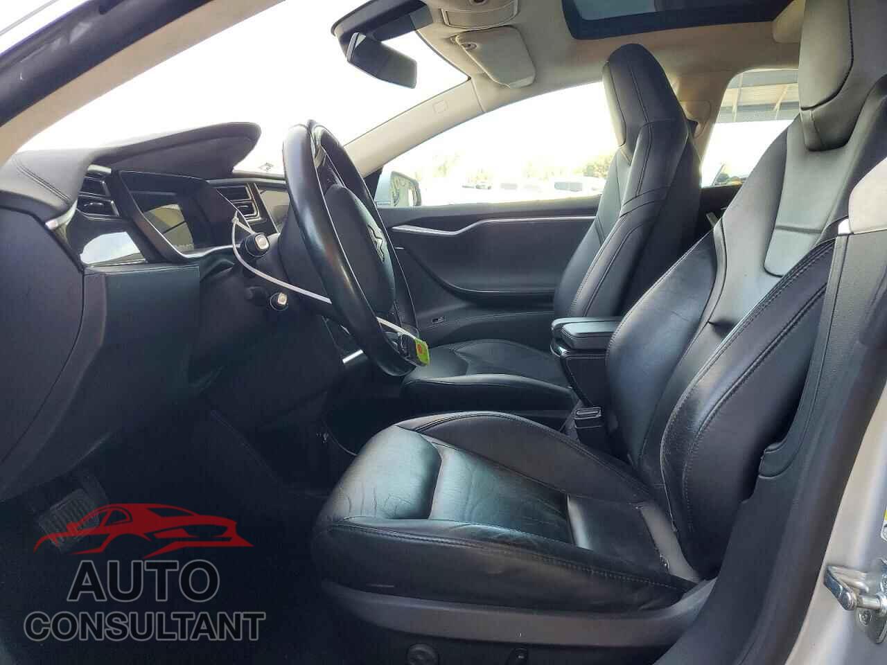 TESLA MODEL S 2015 - 5YJSA1E16FF116097