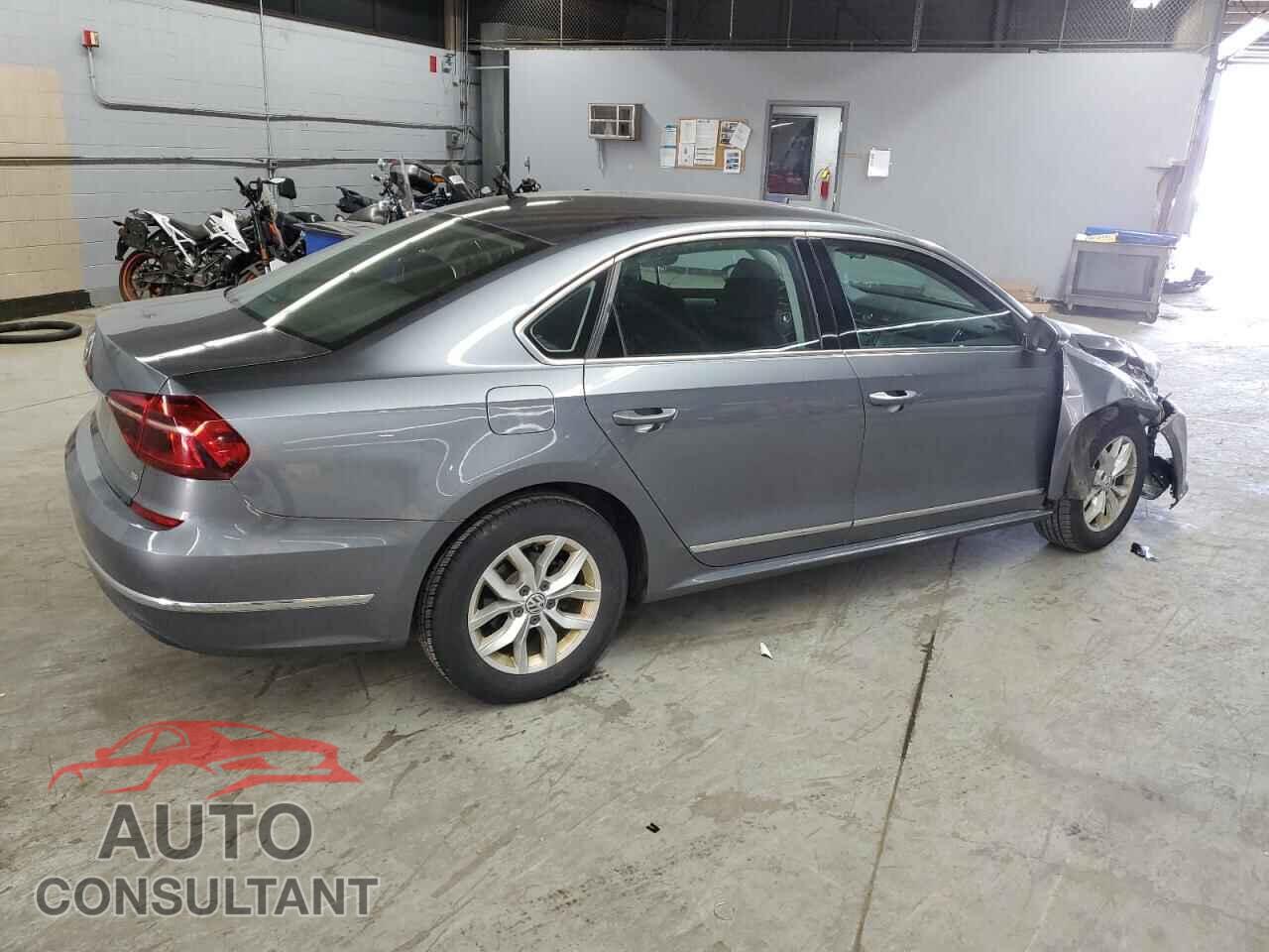 VOLKSWAGEN PASSAT 2017 - 1VWAT7A38HC006830