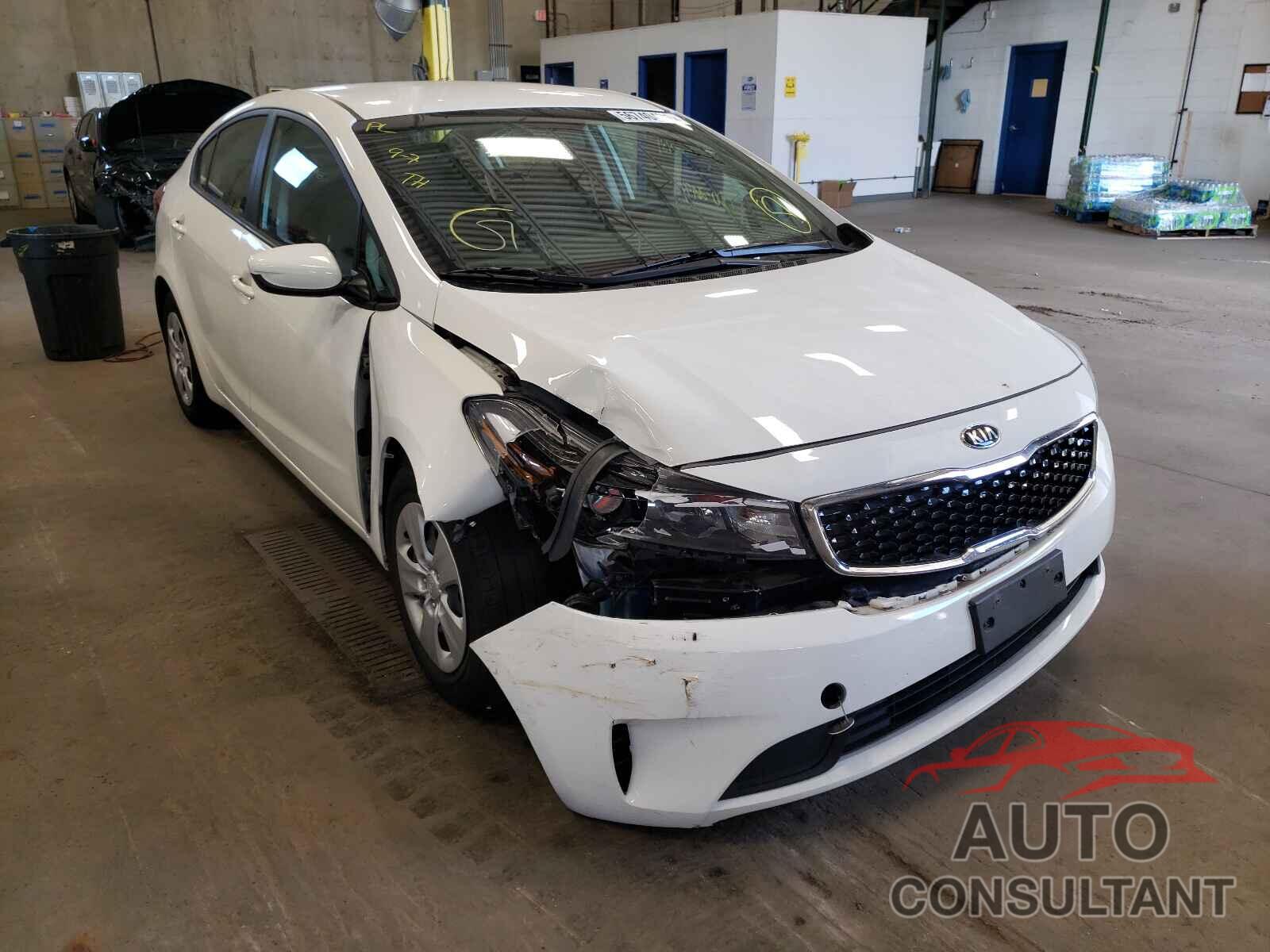 KIA FORTE 2018 - 3KPFK4A79JE275236