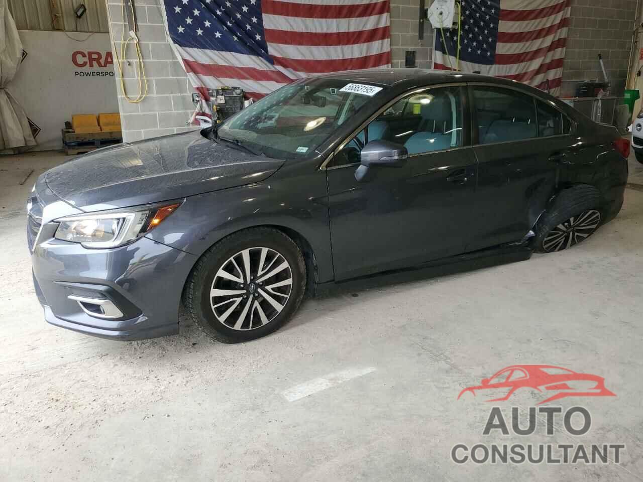 SUBARU LEGACY 2018 - 4S3BNAF68J3035509