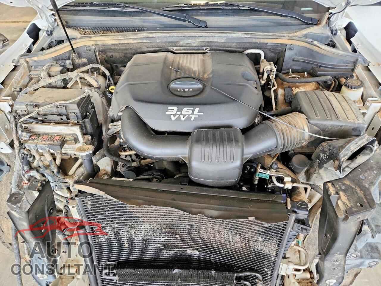 DODGE DURANGO 2013 - 1C4RDJDGXDC686562
