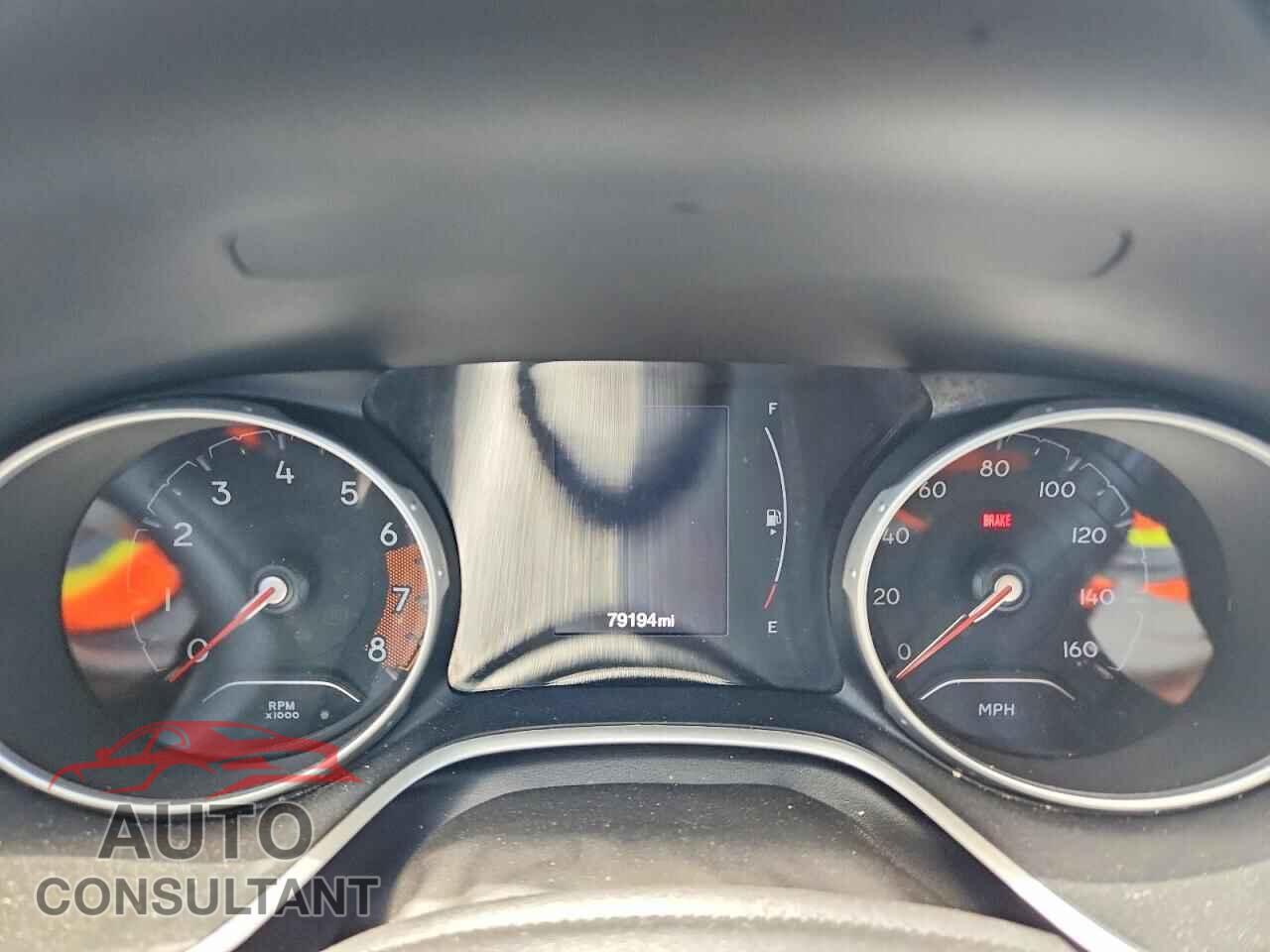 JEEP COMPASS 2018 - 3C4NJDBB5JT114735