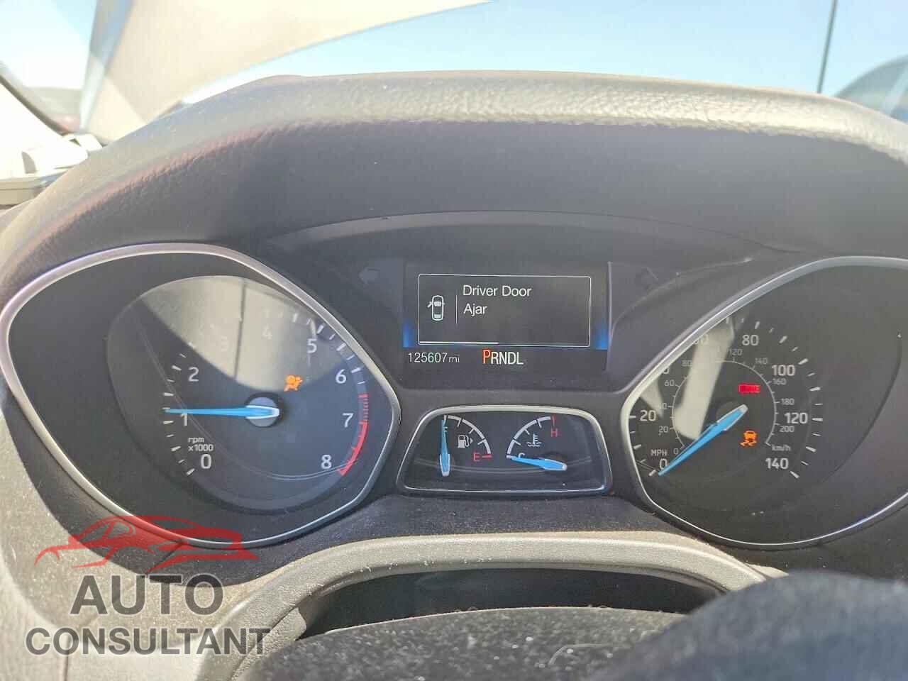 FORD FOCUS 2017 - 1FADP3K29HL322469