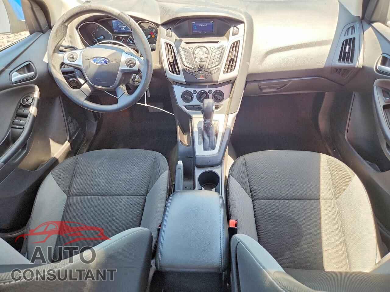 FORD FOCUS 2014 - 1FADP3F22EL305339