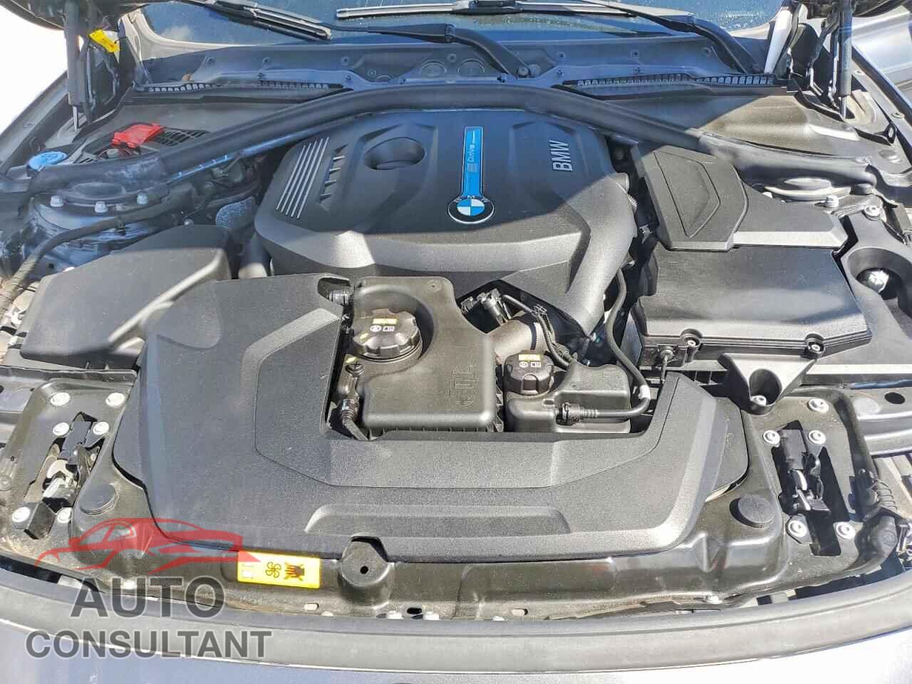 BMW 3 SERIES 2018 - WBA8E1C58JA758663