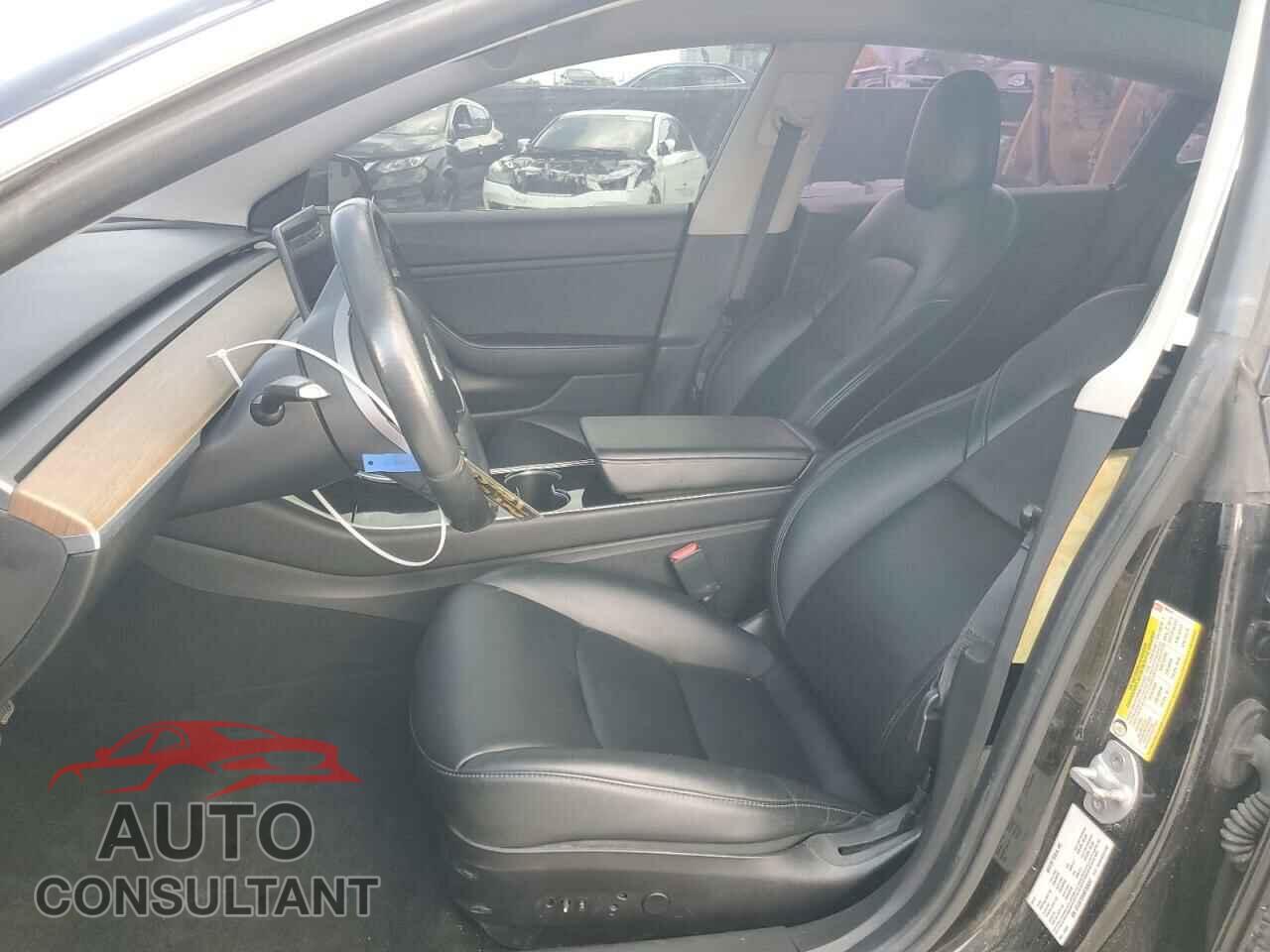 TESLA MODEL 3 2019 - 5YJ3E1EA4KF306547