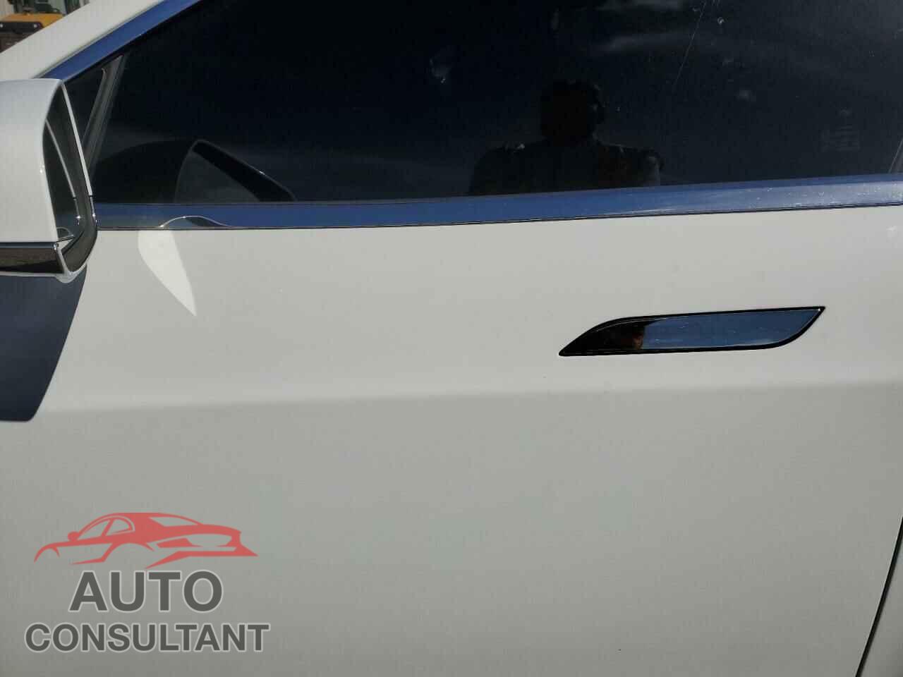 TESLA MODEL S 2014 - 5YJSA1H19EFP37392