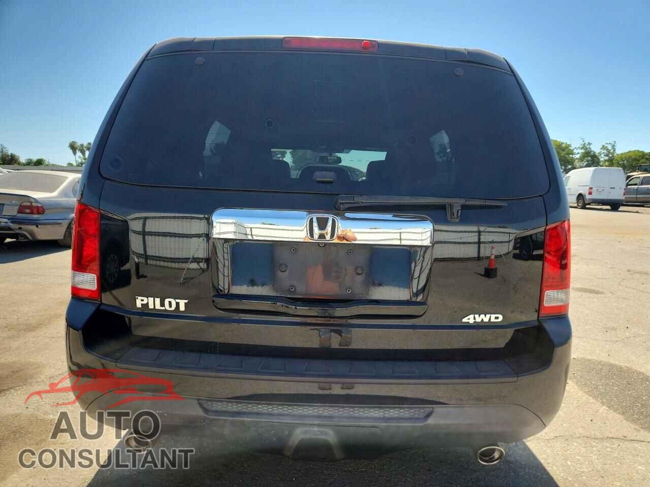 HONDA PILOT 2013 - 5FNYF4H75DB013943