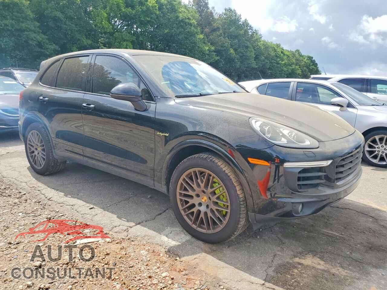 PORSCHE CAYENNE 2018 - WP1AE2A23JLA70883